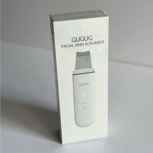 GUGUG Facial Skin Scrubber - White